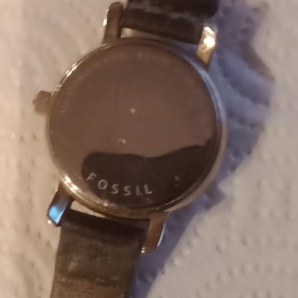 Fossil Ladies Wrist Watch - Picture 2 of 4